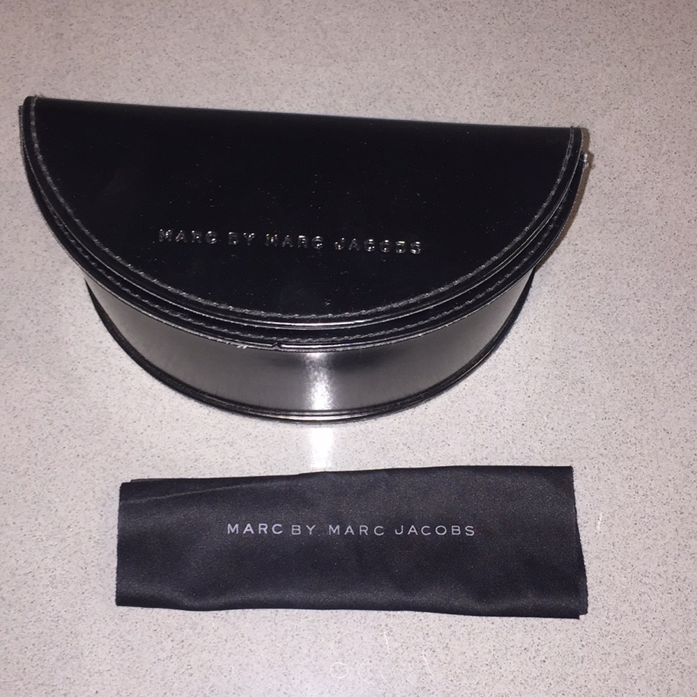 Authentic Marc by Marc jacobs sunglasses case